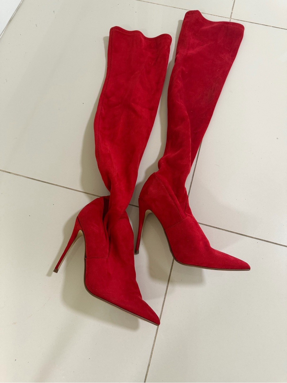 Red Over-the-Knee Stiletto Boots - Sleek High-Heel Women's Fashion